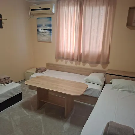 тони- атия Guest house