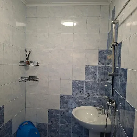 Guest house тони- атия *